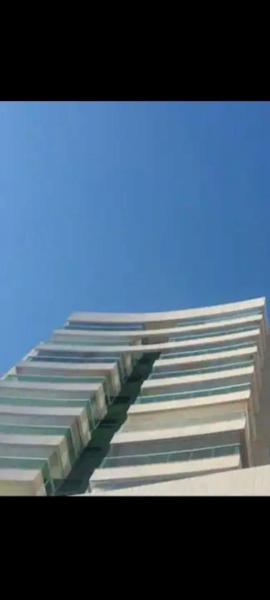 Dois quartos Barra piscina